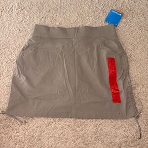 Columbia Omni shade skort